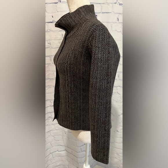 Carlisle New York polyester/spandex blend sweater/jacket size small - Picture 4 of 8